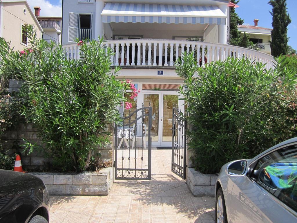Apartments Antonia Malinska Rom bilde