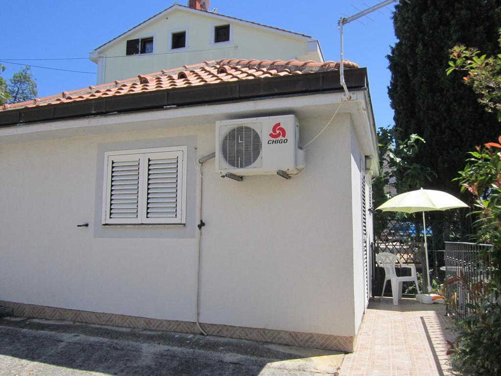 Apartments Antonia Malinska Rom bilde